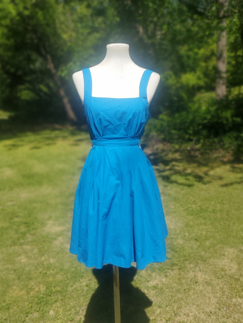 Sleeveless Square-Neck Blue Summer Dress